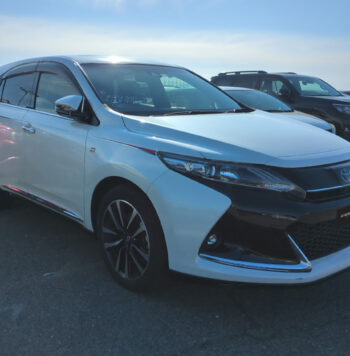 Toyota Harrier 2019